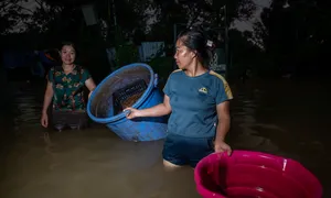 Hà Nội chạy lụt